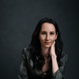 Photo of Nicole Graev Lipson